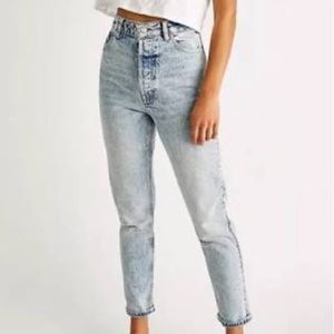 Free people We the Free High Rise Button Fly Mom Jeans size 27